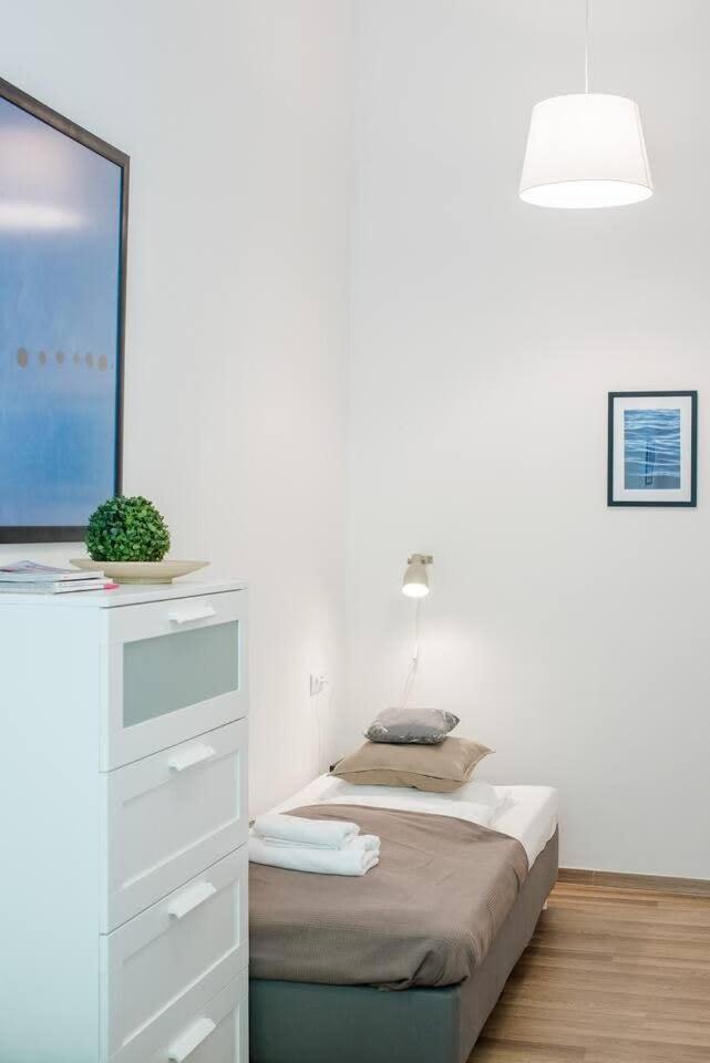 Brand New Central Ac Apartment Budapest Esterno foto