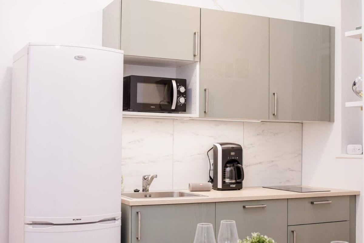 Brand New Central Ac Apartment Budapest Esterno foto